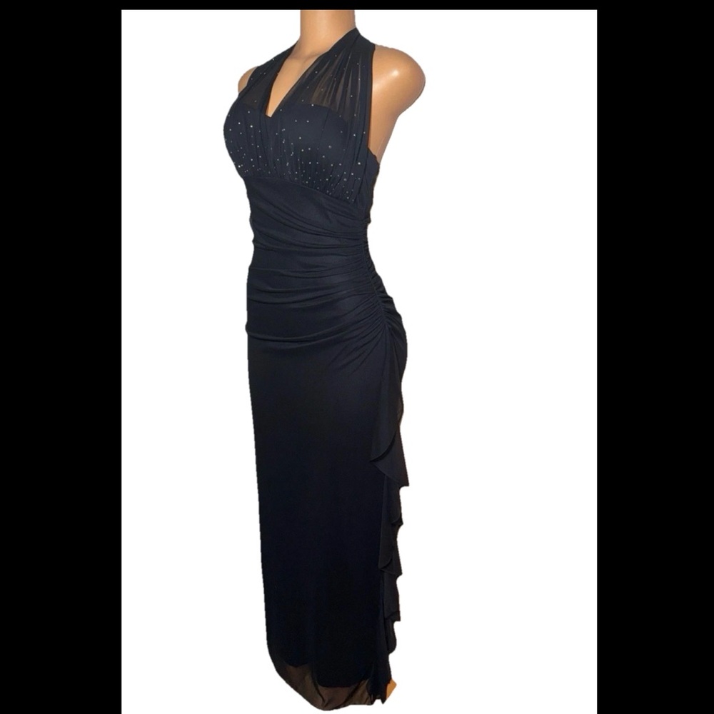 Elegant Black Evening rhinestone halter top Gown